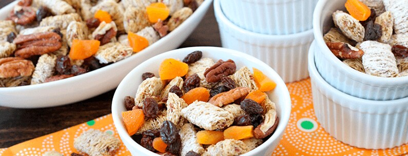 Fruit Pecan Snack Mix