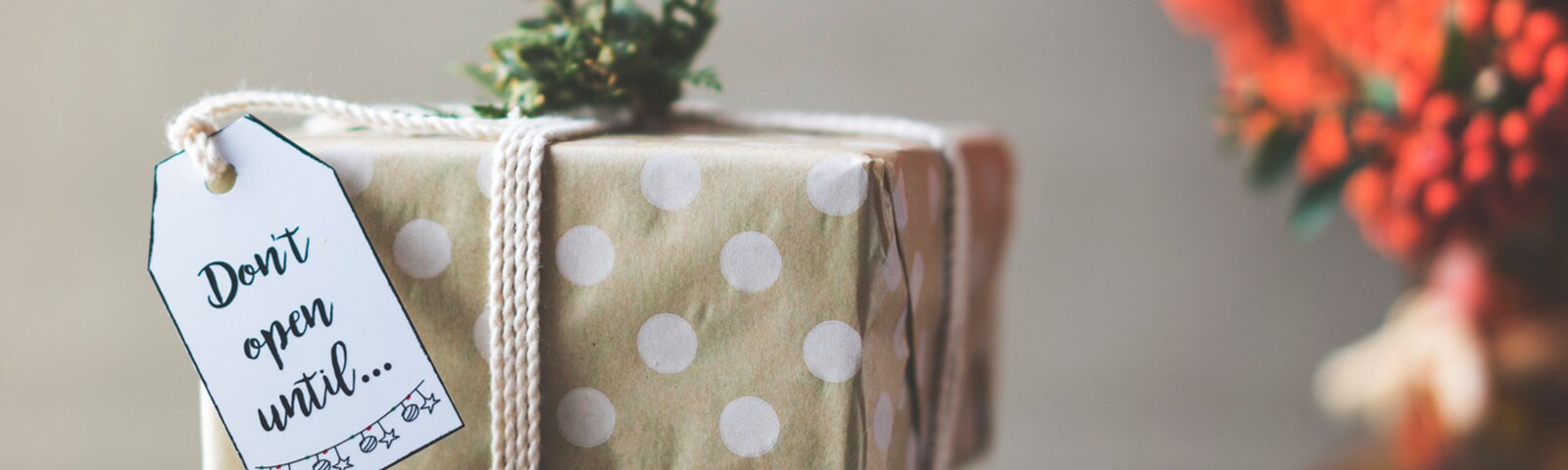 Gift tag on host gift
